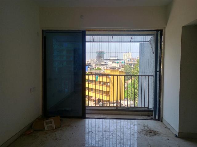 2 BHK Apartment in Kalyan East for resale Kalyan. The reference number is 15675860