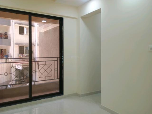 2 BHK Apartment in Kalyan East for resale Kalyan. The reference number is 15271590