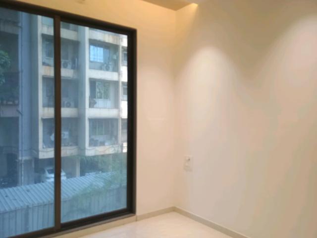2 BHK Apartment in Kalyan East for resale Kalyan. The reference number is 15271251