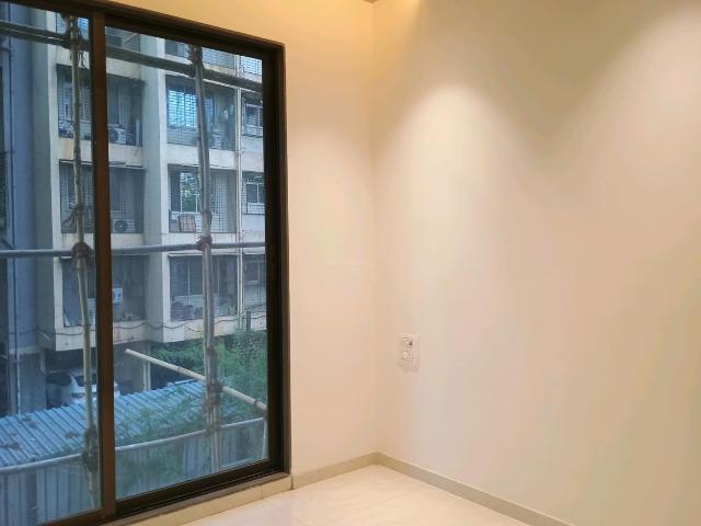 2 BHK Apartment in Kalyan East for resale Kalyan. The reference number is 16164202