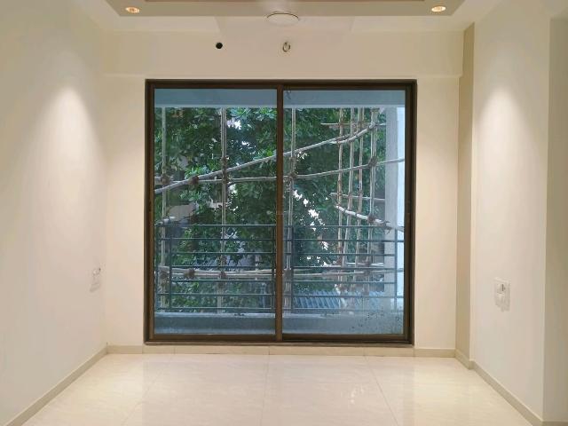 2 BHK Apartment in Kalyan East for resale Kalyan. The reference number is 16164301