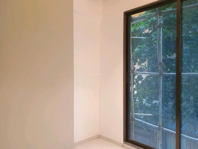 2 BHK Apartment in Kalyan East for resale Kalyan. The reference number is 16342495