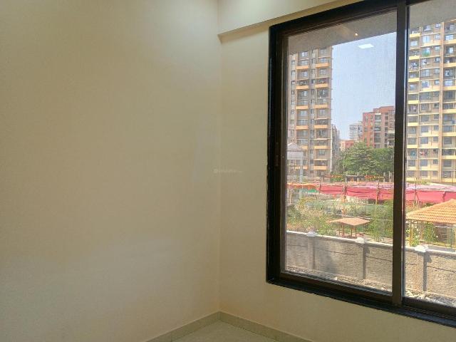 2 BHK Apartment in Kalyan East for resale Kalyan. The reference number is 19689220