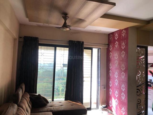 2 BHK Apartment in Kalyan East for resale Kalyan. The reference number is 9768121