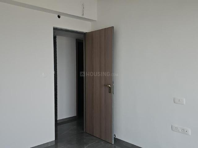 2 BHK Apartment in Kalyan West for rent Kalyan. The reference number is 19568305