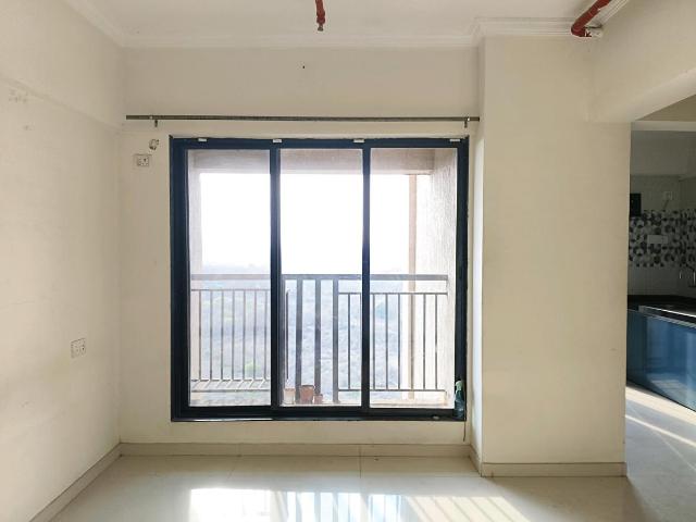 2 BHK Apartment in Kalyan West for rent Kalyan. The reference number is 19801867