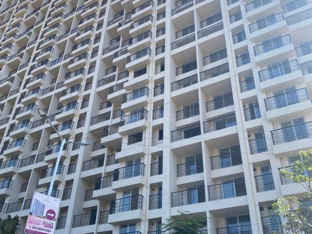 2 BHK Apartment in Kalyan West for rent Kalyan. The reference number is 20303605