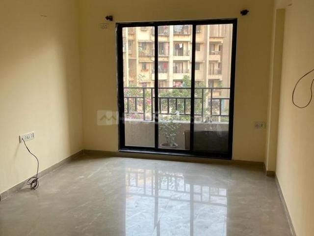 2 BHK Apartment in Kalyan West for rent Kalyan. The reference number is 20395595