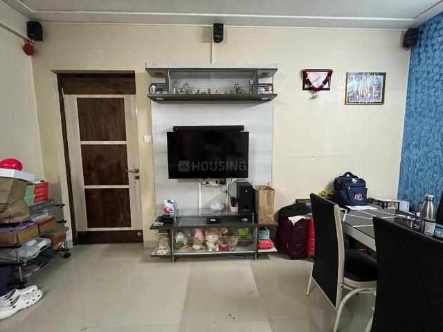 2 BHK Apartment in Kalyan West for rent Kalyan. The reference number is 20395601