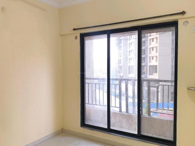 2 BHK Apartment in Kalyan West for resale Kalyan. The reference number is 17055829