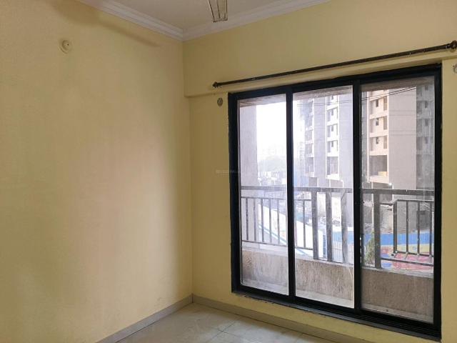 2 BHK Apartment in Kalyan West for resale Kalyan. The reference number is 17063414