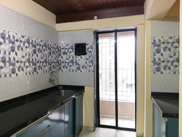 2 BHK Apartment in Kalyan West for resale Kalyan. The reference number is 19423990