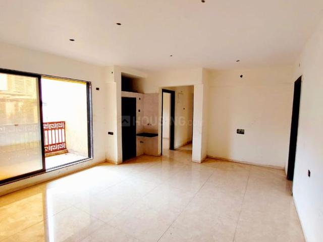 2 BHK Apartment in Kalyan West for resale Kalyan. The reference number is 19857363