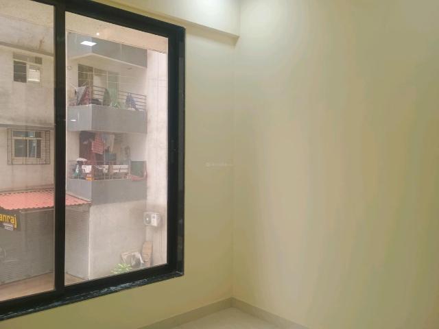 2 BHK Apartment in Kalyan West for resale Kalyan. The reference number is 19867803