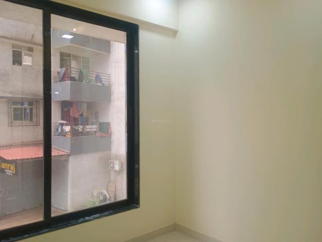 2 BHK Apartment in Kalyan West for resale Kalyan. The reference number is 19869070