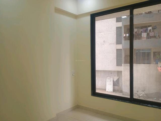 2 BHK Apartment in Kalyan West for resale Kalyan. The reference number is 19869256
