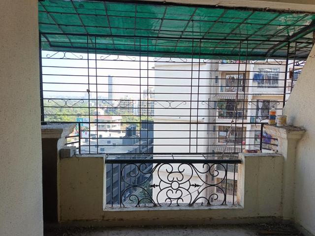 2 BHK Apartment in Kalyan West for resale Kalyan. The reference number is 19047714