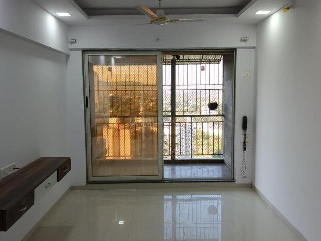2 BHK Apartment in Kalyan West for resale Kalyan. The reference number is 19099246
