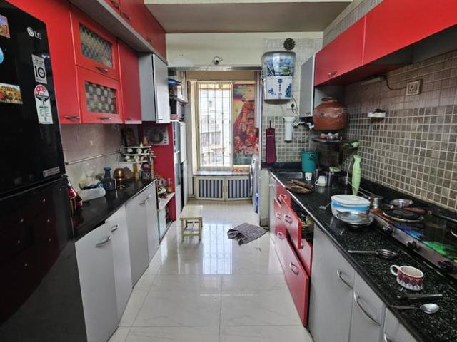 2 BHK Apartment in Kalyan West for resale Kalyan. The reference number is 20559047
