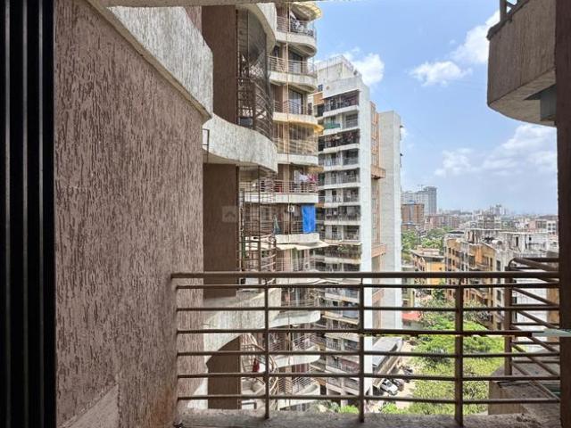2 BHK Apartment in Kalyan West for resale Kalyan. The reference number is 20640180