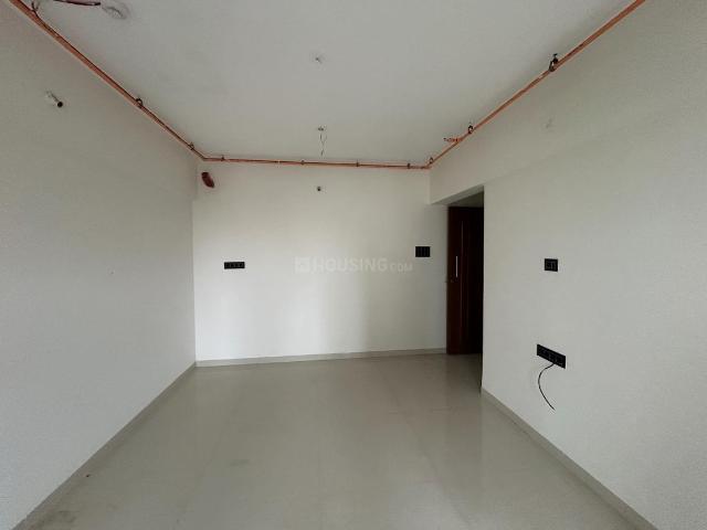 2 BHK Apartment in Kalyan West for resale Kalyan. The reference number is 20906542