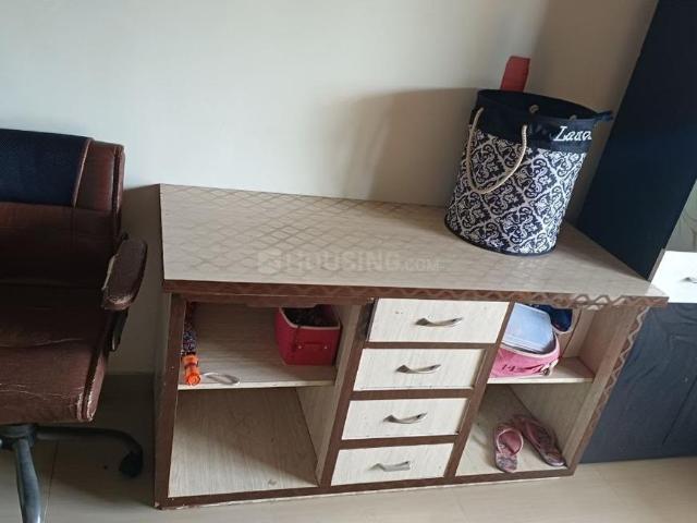 2 BHK Apartment in Kalyan West for resale Kalyan. The reference number is 20914003