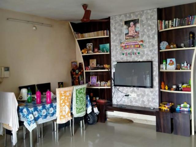 2 BHK Apartment in Kalyan West for resale Kalyan. The reference number is 7972047