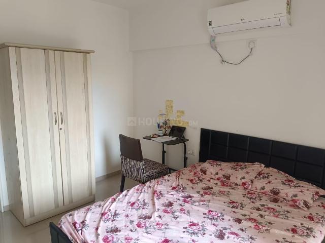 2 BHK Apartment in Kalyani Nagar for rent Pune. The reference number is 18614558