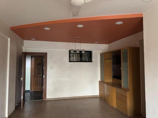2 BHK Apartment in Kalyani Nagar for rent Pune. The reference number is 20360741