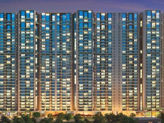 2 BHK Apartment in Kalyani Nagar for resale Pune. The reference number is 20754646