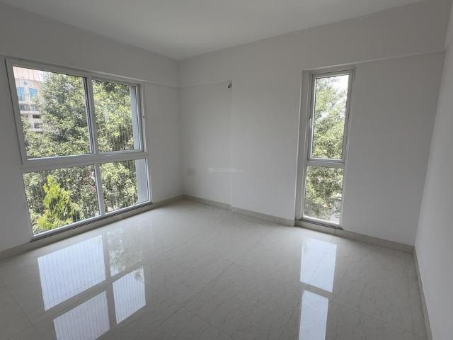2 BHK Apartment in Kalyani Nagar for resale Pune. The reference number is 20267752