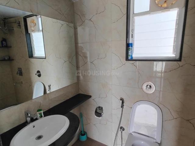 2 BHK Apartment in Kalyani Nagar for resale Pune. The reference number is 20380394