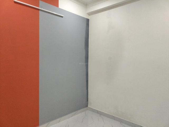 2 BHK Apartment in Kambakshpur for resale Noida. The reference number is 20164445