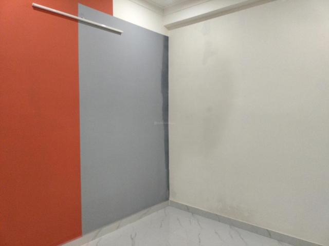 2 BHK Apartment in Kambakshpur for resale Noida. The reference number is 20184474