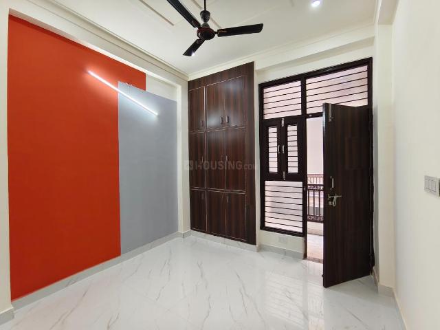 2 BHK Apartment in Kambakshpur for resale Noida. The reference number is 20695249
