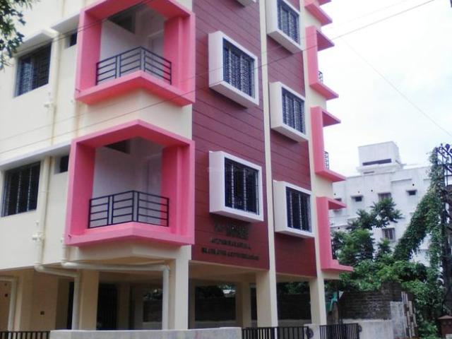 2 BHK Apartment in Kamdahari for resale Kolkata. The reference number is 8583895