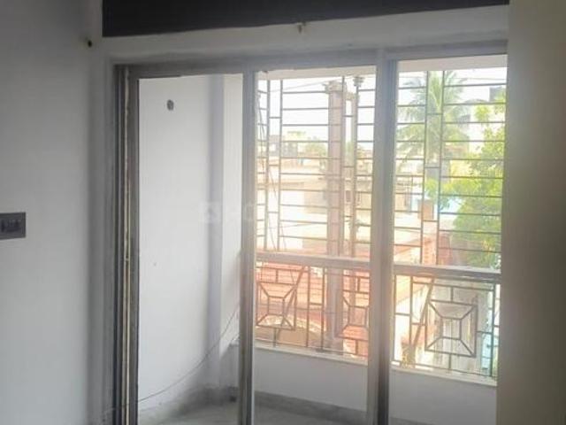 2 BHK Apartment in Kamdahari for resale Kolkata. The reference number is 18622628