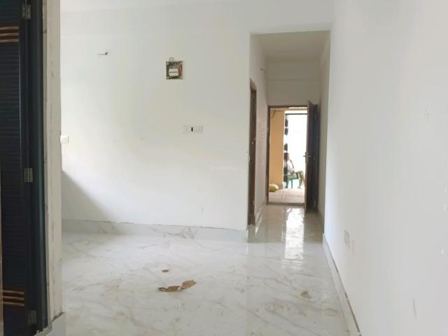 2 BHK Apartment in Kamdahari for resale Kolkata. The reference number is 20040518
