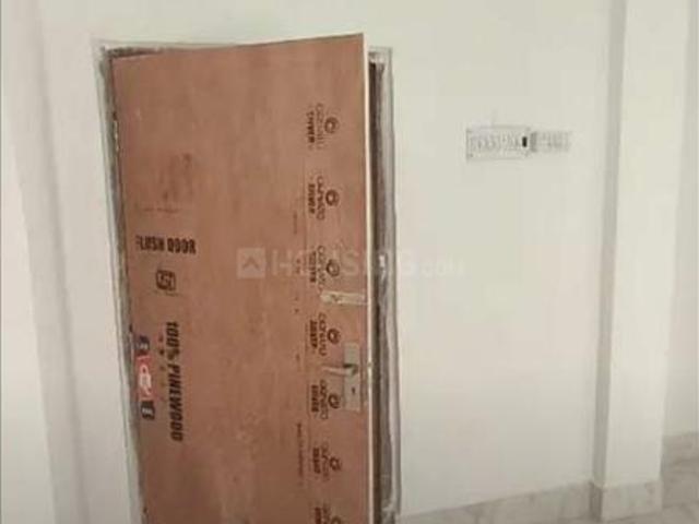 2 BHK Apartment in Kamdahari for resale Kolkata. The reference number is 20198876