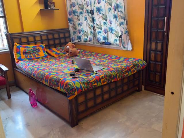 2 BHK Apartment in Kamdahari for resale Kolkata. The reference number is 20627464