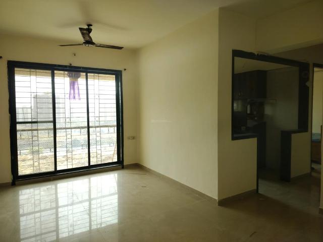 2 BHK Apartment in Kamothe for resale Navi Mumbai. The reference number is 13736107