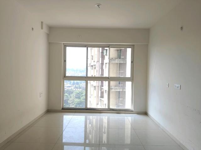 2 BHK Apartment in Kandivali East for rent Mumbai. The reference number is 15802679