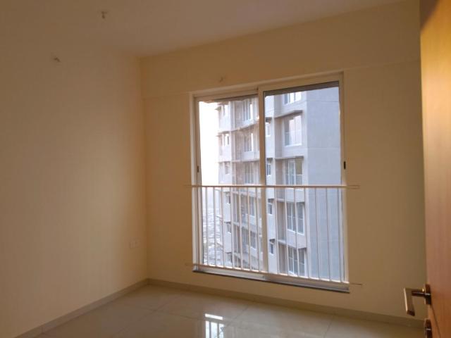 2 BHK Apartment in Kandivali East for rent Mumbai. The reference number is 16255538