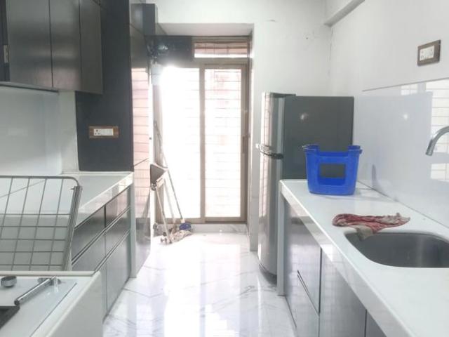 2 BHK Apartment in Kandivali East for rent Mumbai. The reference number is 18125290