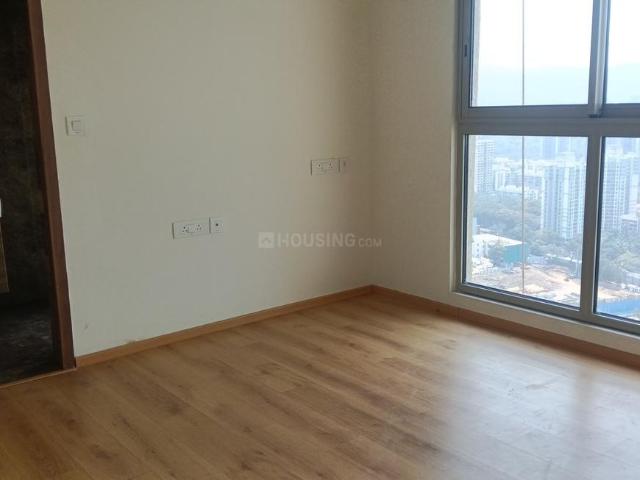 2 BHK Apartment in Kandivali East for rent Mumbai. The reference number is 18236279