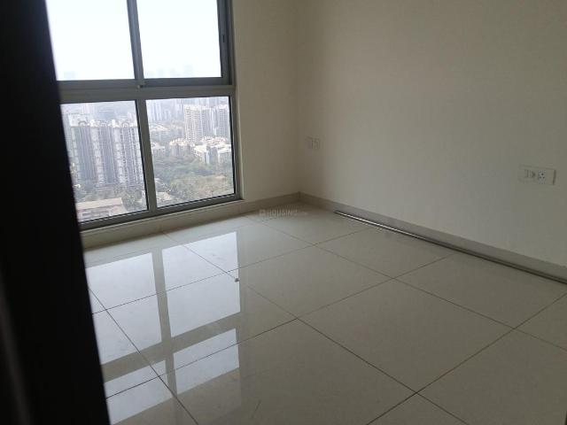 2 BHK Apartment in Kandivali East for rent Mumbai. The reference number is 18239562