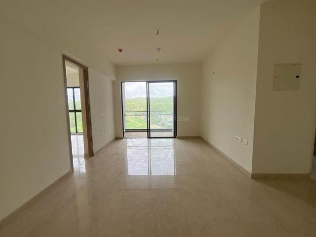 2 BHK Apartment in Kandivali East for rent Mumbai. The reference number is 18290960
