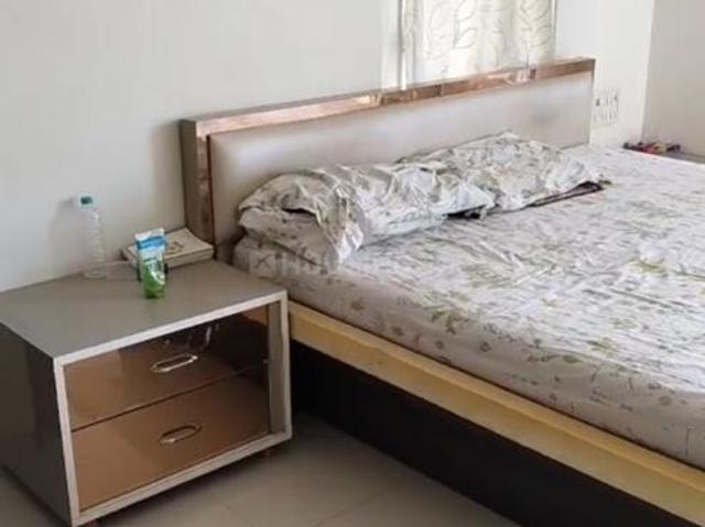 2 BHK Apartment in Kandivali East for rent Mumbai. The reference number is 19000888