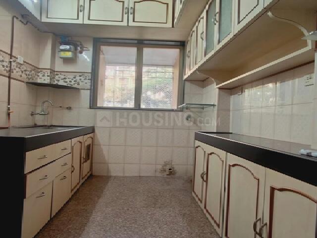 2 BHK Apartment in Kandivali East for rent Mumbai. The reference number is 19285957