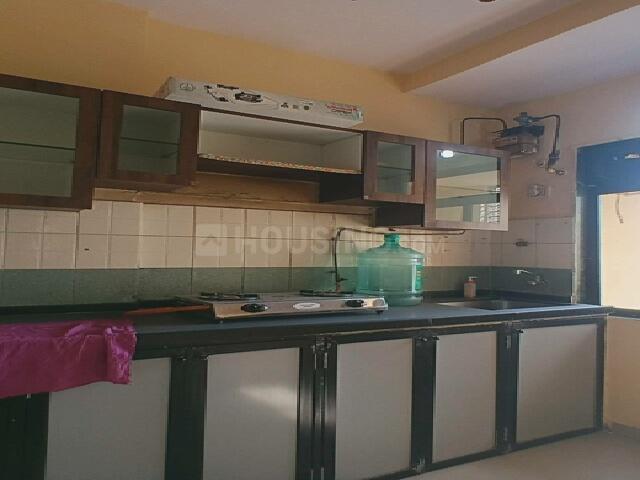 2 BHK Apartment in Kandivali East for rent Mumbai. The reference number is 19331064